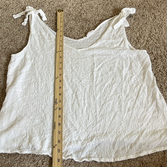 Jane and Delancey white sleeveless top - Picture 3 of 8